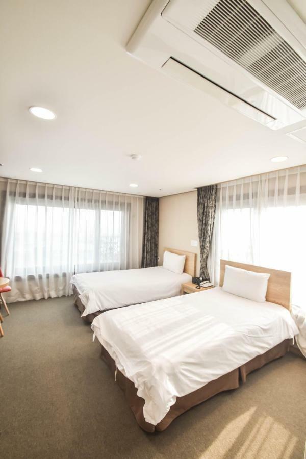 Dream Jeju Hotel مدينة سيوجويبو المظهر الخارجي الصورة